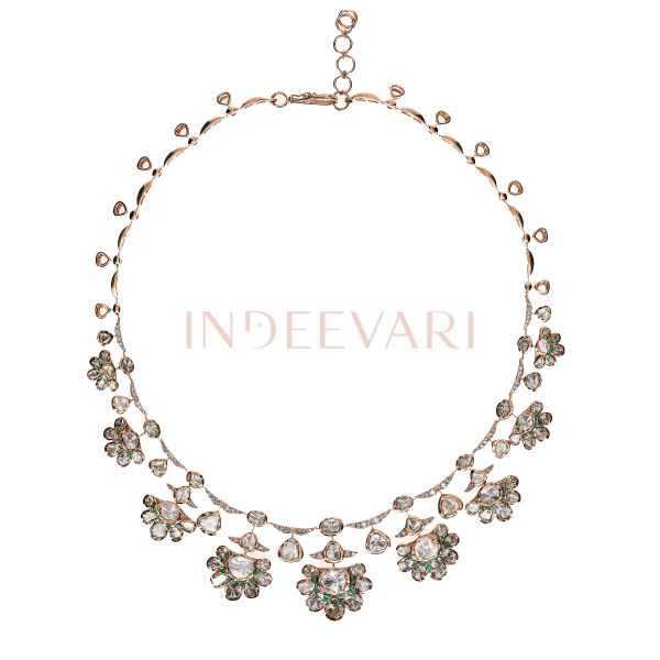 Elegant Fleur Necklace Set