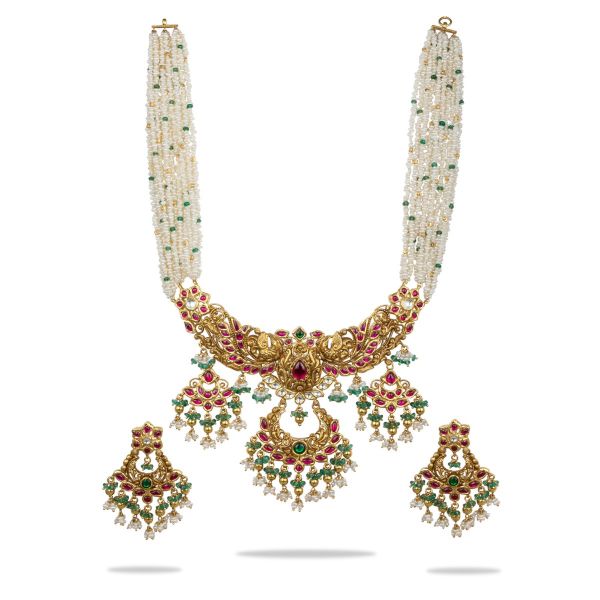 Pearl Elegance Mayurika Necklace Set