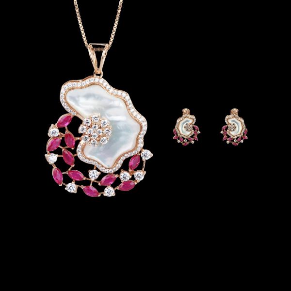 Lyla CZ Pendant Set