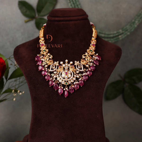 Maitreyi Pachiwork Necklace