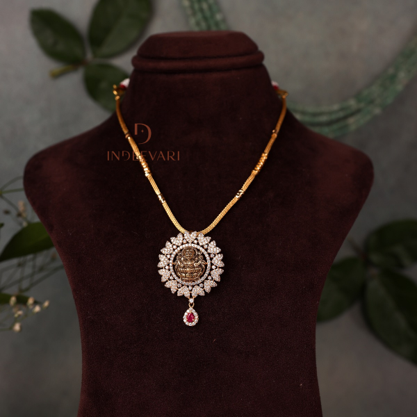 Dhanya Chain & Pendant