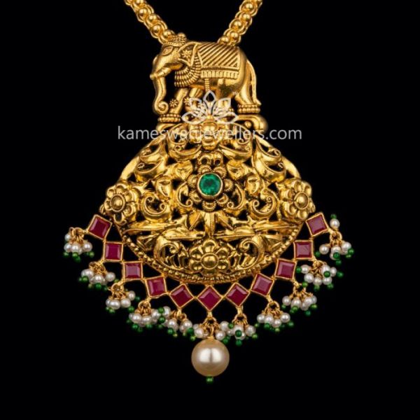 Stunning Gajraj Vibrant Pendant 